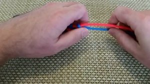 Easy Tutorial: Paracord snake knot knife lanyard (two colors) version 1