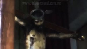 Статуя Иисуса Христа открыла глаза