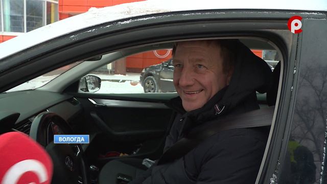 Сильный снегопад обрушился на Вологодскую область смотреть онлайн