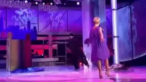 Фокус с переодеванием