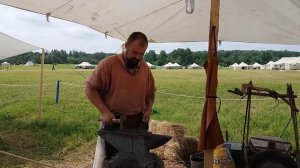 Нелегкий труд кузнеца - детям представляется ремесло