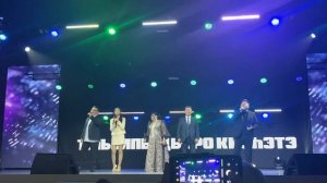 Екатерина, Алексей, Өркөн, Харысхан, Айыына Егоровтар