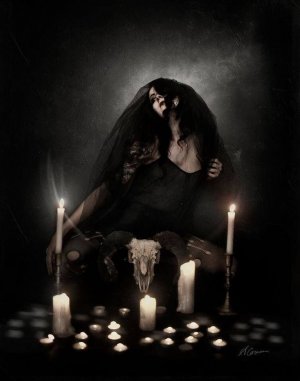 Любовница ведьма.