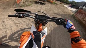 ЭНДУРО ТРЕНИРОВКА KTM FREERIDE 350. Прыгаю трамплины