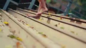 -Я так долго искала тебя средь толпы...-