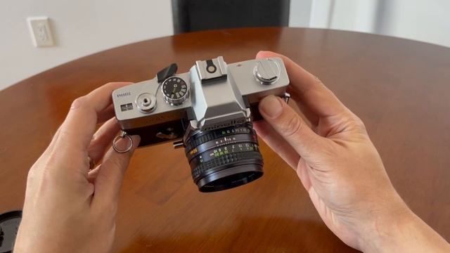Minolta SRT 202 35mm Film SLR - Demo смотреть онлайн