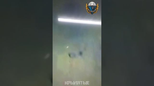 Кадры попытки высадки ССО Украины на Тендеровскую косу.

Катера сначала подорвались на минных заграж