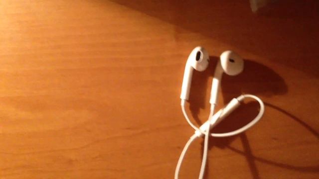 обзор наушников EarPods смотреть онлайн