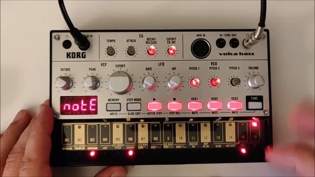 Volcaniced: Volca Bass Only // 45 Minutes Improvised Jam (120 bpm) смотреть онлайн