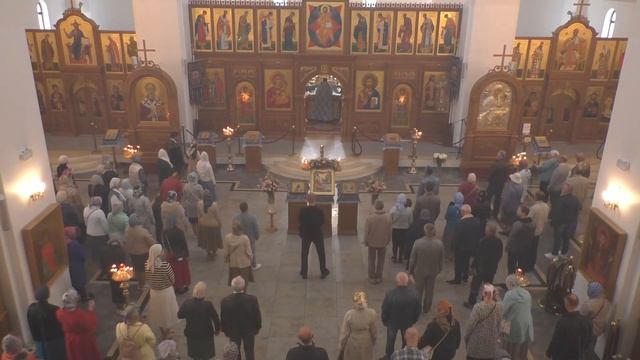 Неделя 16-я по Пятидесятнице, Прп. Силуана Афонского. Божественная Литургия. смотреть онлайн