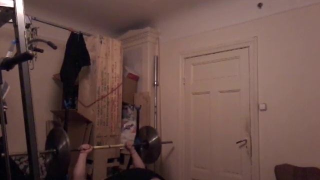 Жим лёжа 98серия, 1подход 68,7кг 1р,Svara stieņa spiešana guļus 98sērija, 1piegājiens 68,7kg 1r смотреть онлайн