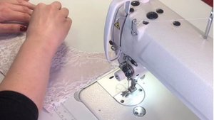 Как пришить косточки на корсет?