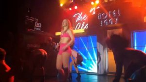 Iggy Azalea - Work (live)