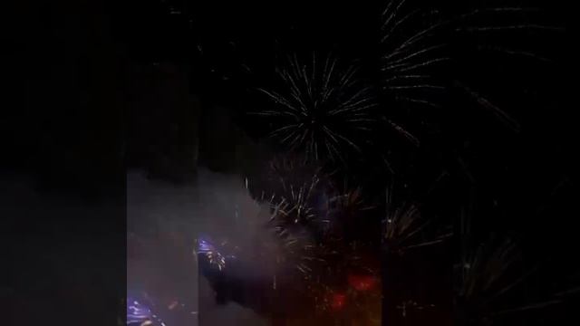 Праздник в честь дня города! Москва ⬆️ смотреть онлайн