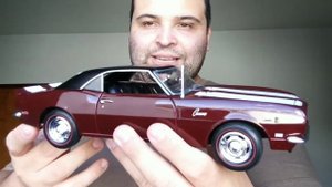 MINIATURA CHEVROLET CAMARO Z28 1968 ESCALA 1/18 MAISTO | Muscle Car Miniaturas