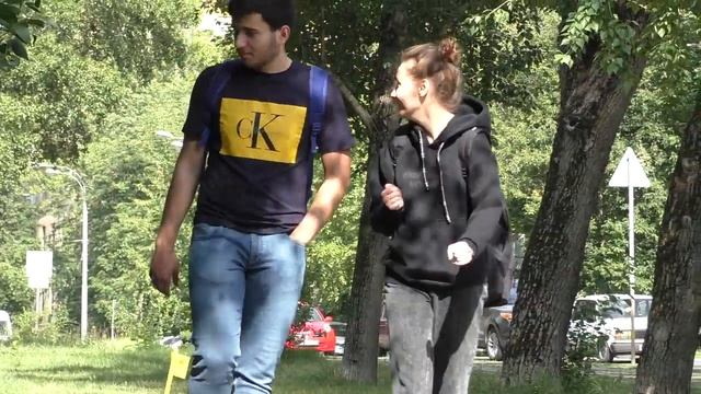 ДРОЧУ В ЦЕНТРЕ МОСКВЫ.РЕАКЦИИ ЛЮДЕЙ НА МОЮ ВЫХОДКУ! смотреть онлайн