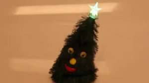 Игрушка музыкальная Елочка поющая поет и светится, 18 см