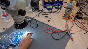 Dexp Atlas H106 Clewo W650SF не включается мигает индикатор питания