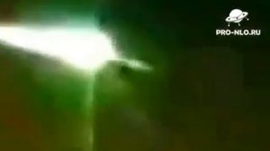 НЛО сбивает метеорит в Челябинске  UFO attacks meteor in Russia