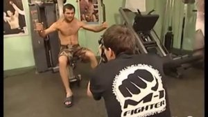 Алина Артц на фотосессии с бойцами M-1 Fighter