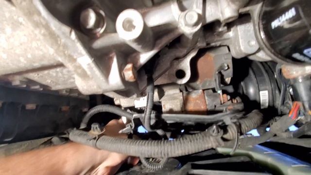 2013-19 Kia Soul Starter replacement смотреть онлайн