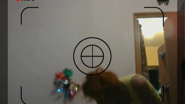 Дети установили "скрытую камеру" в комнате смотреть онлайн