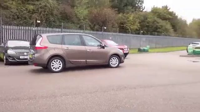 RENAULT GRAND SCENIC DIESEL ESTATE (2010) 1.5 DCI PRIVILEGE TOMTOM 5DR - PE60EHO смотреть онлайн