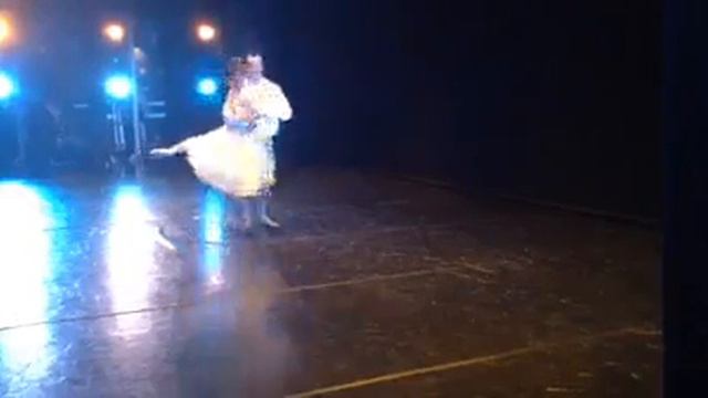 Rolando Sarabia con Venus Villa en Romeo y Julieta смотреть онлайн