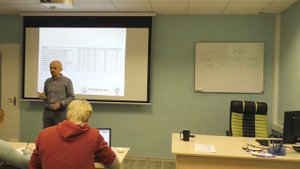 Яндекс РСЯ - перестаньте переплачивать за клик | Как настроить правильно?