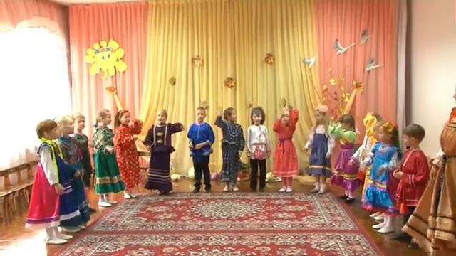Песня «Осень, осень снова к нам пришла» на детском утреннике