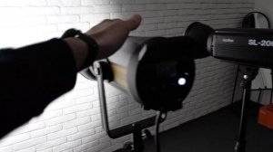 Обзор GODOX FV150 ⚡️ LED-свет и вспышка 2в1 ⚡️ Тест SL-200 vs FV200