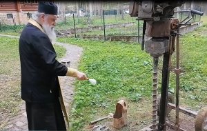 Ключевой - родниковый колодец.