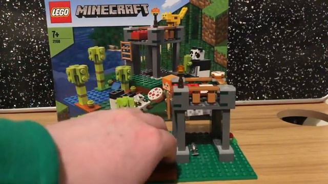Lego Minecraft: 21158 Panda Nursery смотреть онлайн