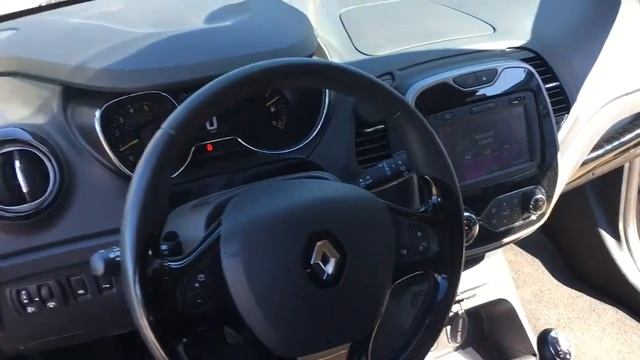 Alpine Bilstereo her monteret i en Renault Captur смотреть онлайн