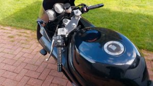 YAMAHA FZR 600  / YZF 600 R SPORTBIKE 300 km/h