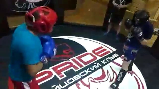 Миша vs рома (боецовский клуб PRIDE) смотреть онлайн