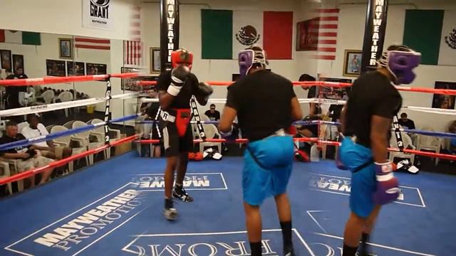 Chase Corbin and Leon Green sparring at Mayweather Boxing Club смотреть онлайн
