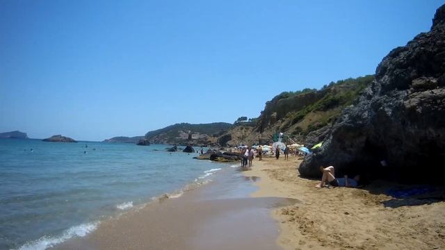 На машине по Ибице 2 Городок Eulalia Пляжи Aigues Blangues и Cala Saint Vicent смотреть онлайн