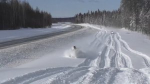 Трасса М8 разбили снегоход