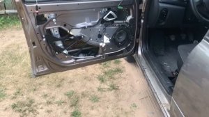 Замена штатной акустики в Лада Гранта на DL Audio Gryphon Pro 165