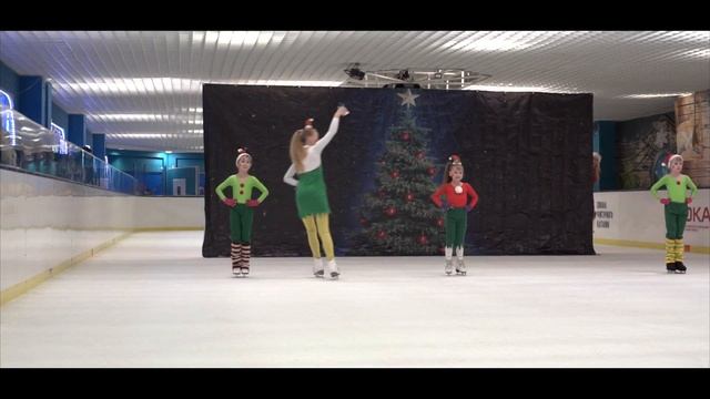 Клуб фигурного катания ICE STORY смотреть онлайн