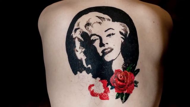 Бодиарт. Портрет Мэрилин Монро на спине.  Body art Marilyn Monroe. Стоп моушен Stop Motion