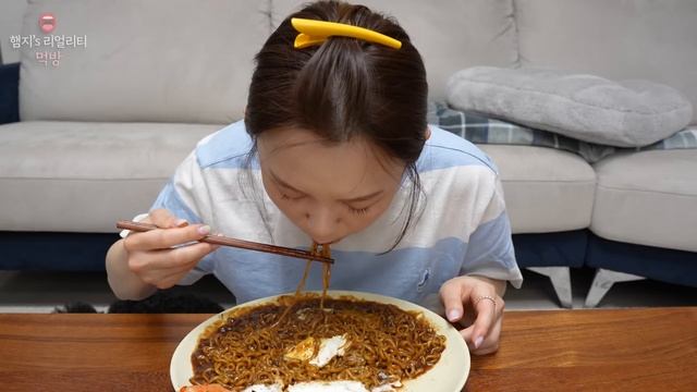리얼먹방▶"유니자장면" 집에서 간단하게?☆ 잘 익은 파김치 & 섞박지ㅣJjajangmyeon & KimchiㅣREAL SOUNDㅣASMR MUKBANGㅣ