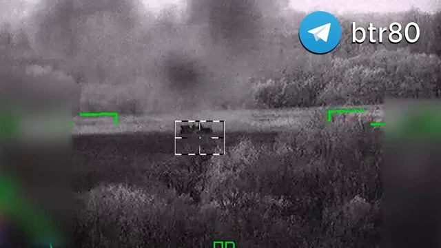 Вертолёт РФ ка - 52 поражает авто хлам ВСУ.mp4 смотреть онлайн