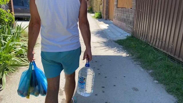 АБХАЗИЯ. ШОК и УЖАС!!! 1 серия ? ГАГРЫ: цены на продукты на рынке ?Обзор гостевого дома в Пицунде.