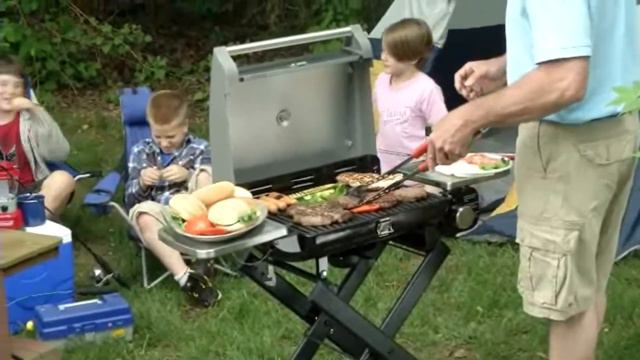 Cuisinart All Foods Roll-Away Gas Grill смотреть онлайн