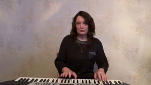 Ягода малинка. Хабиб Шарипов . Игра на синтезаторе