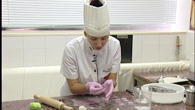Как сделать розочки для торта.