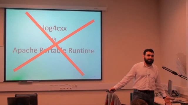 Яков Сироткин — Холивар: C++ vs Java смотреть онлайн