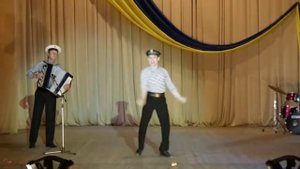 Матросский танец-чечетка "Яблочко"!